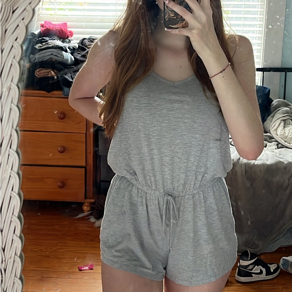 Grey Romper (size 4-6)